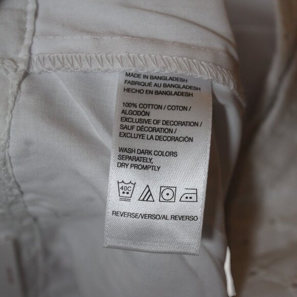 Izod White Embroidered Fabric Lined Zip Button Shorts, Size 8 NWT's - Picture 14 of 15